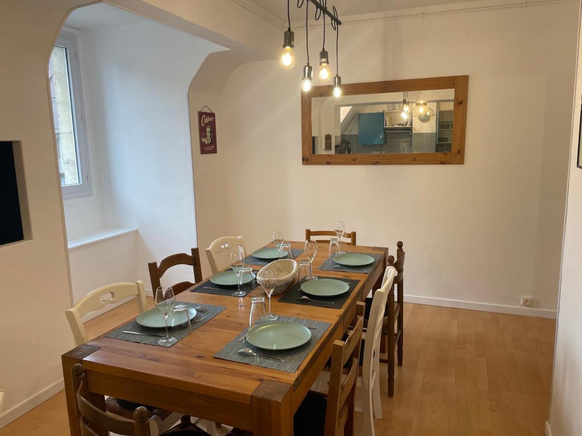 Pause En Seine- En Duplex Apartment *